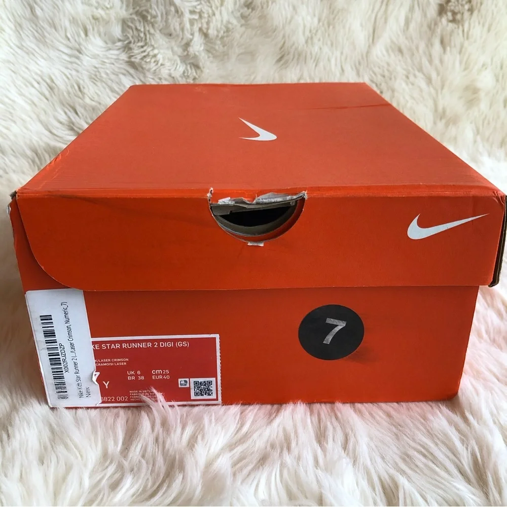 Nike Big Boys Star Runner 2 GS Sneakers | Digi | Size 7
